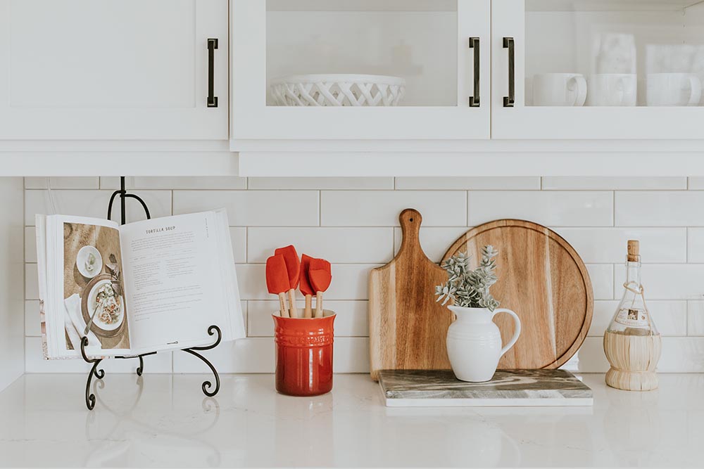 kitchen splashback with tiles