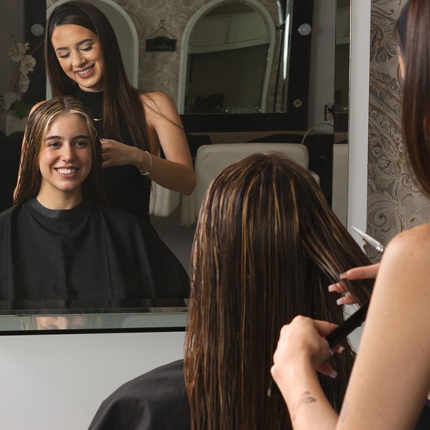 A Guide To Plastic Mirrors